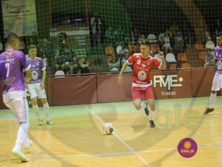 
<a style='margin-left: 5px;' class='btn btn-xs btn-social btn-facebook' href='https://www.facebook.com/sharer/sharer.php?u=https://www.boladovale.com.br/imgs/800-800-90/conteudo/fotos/1402/img1370.jpg' rel='popup' data-width='500' data-height='400'><i class='fa fa-facebook'></i>Compartilhar <span class='hidden-xs'>no Facebook</span>
</a> 
<a class='btn btn-default btn-xs' target='_blank' href='imgs/800-800-90/conteudo/fotos/1402/img1370.jpg'>
<span class='glyphicon glyphicon-cloud-download'></span> Salvar
</a> 
<span></span>