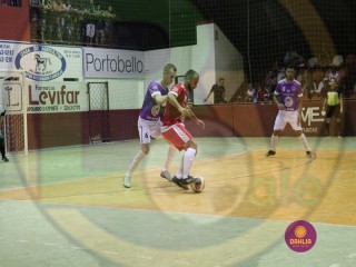 
<a style='margin-left: 5px;' class='btn btn-xs btn-social btn-facebook' href='https://www.facebook.com/sharer/sharer.php?u=https://www.boladovale.com.br/imgs/800-800-90/conteudo/fotos/1402/img1426.jpg' rel='popup' data-width='500' data-height='400'><i class='fa fa-facebook'></i>Compartilhar <span class='hidden-xs'>no Facebook</span>
</a> 
<a class='btn btn-default btn-xs' target='_blank' href='imgs/800-800-90/conteudo/fotos/1402/img1426.jpg'>
<span class='glyphicon glyphicon-cloud-download'></span> Salvar
</a> 
<span></span>