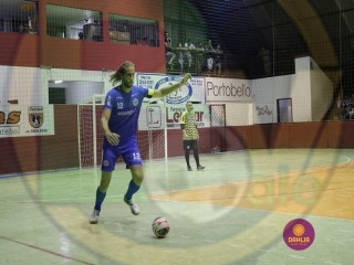 
<a style='margin-left: 5px;' class='btn btn-xs btn-social btn-facebook' href='https://www.facebook.com/sharer/sharer.php?u=https://www.boladovale.com.br/imgs/800-800-90/conteudo/fotos/1402/img1474.jpg' rel='popup' data-width='500' data-height='400'><i class='fa fa-facebook'></i>Compartilhar <span class='hidden-xs'>no Facebook</span>
</a> 
<a class='btn btn-default btn-xs' target='_blank' href='imgs/800-800-90/conteudo/fotos/1402/img1474.jpg'>
<span class='glyphicon glyphicon-cloud-download'></span> Salvar
</a> 
<span></span>