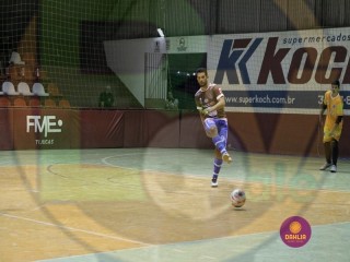 
<a style='margin-left: 5px;' class='btn btn-xs btn-social btn-facebook' href='https://www.facebook.com/sharer/sharer.php?u=https://www.boladovale.com.br/imgs/800-800-90/conteudo/fotos/1402/img1477.jpg' rel='popup' data-width='500' data-height='400'><i class='fa fa-facebook'></i>Compartilhar <span class='hidden-xs'>no Facebook</span>
</a> 
<a class='btn btn-default btn-xs' target='_blank' href='imgs/800-800-90/conteudo/fotos/1402/img1477.jpg'>
<span class='glyphicon glyphicon-cloud-download'></span> Salvar
</a> 
<span></span>