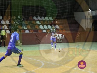 
<a style='margin-left: 5px;' class='btn btn-xs btn-social btn-facebook' href='https://www.facebook.com/sharer/sharer.php?u=https://www.boladovale.com.br/imgs/800-800-90/conteudo/fotos/1402/img1534.jpg' rel='popup' data-width='500' data-height='400'><i class='fa fa-facebook'></i>Compartilhar <span class='hidden-xs'>no Facebook</span>
</a> 
<a class='btn btn-default btn-xs' target='_blank' href='imgs/800-800-90/conteudo/fotos/1402/img1534.jpg'>
<span class='glyphicon glyphicon-cloud-download'></span> Salvar
</a> 
<span></span>