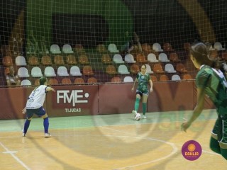 
<a style='margin-left: 5px;' class='btn btn-xs btn-social btn-facebook' href='https://www.facebook.com/sharer/sharer.php?u=https://www.boladovale.com.br/imgs/800-800-90/conteudo/fotos/1403/img1156.jpg' rel='popup' data-width='500' data-height='400'><i class='fa fa-facebook'></i>Compartilhar <span class='hidden-xs'>no Facebook</span>
</a> 
<a class='btn btn-default btn-xs' target='_blank' href='imgs/800-800-90/conteudo/fotos/1403/img1156.jpg'>
<span class='glyphicon glyphicon-cloud-download'></span> Salvar
</a> 
<span></span>