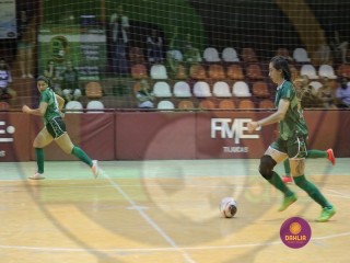 
<a style='margin-left: 5px;' class='btn btn-xs btn-social btn-facebook' href='https://www.facebook.com/sharer/sharer.php?u=https://www.boladovale.com.br/imgs/800-800-90/conteudo/fotos/1403/img1212.jpg' rel='popup' data-width='500' data-height='400'><i class='fa fa-facebook'></i>Compartilhar <span class='hidden-xs'>no Facebook</span>
</a> 
<a class='btn btn-default btn-xs' target='_blank' href='imgs/800-800-90/conteudo/fotos/1403/img1212.jpg'>
<span class='glyphicon glyphicon-cloud-download'></span> Salvar
</a> 
<span></span>