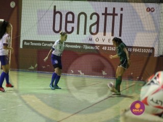 
<a style='margin-left: 5px;' class='btn btn-xs btn-social btn-facebook' href='https://www.facebook.com/sharer/sharer.php?u=https://www.boladovale.com.br/imgs/800-800-90/conteudo/fotos/1403/img1285.jpg' rel='popup' data-width='500' data-height='400'><i class='fa fa-facebook'></i>Compartilhar <span class='hidden-xs'>no Facebook</span>
</a> 
<a class='btn btn-default btn-xs' target='_blank' href='imgs/800-800-90/conteudo/fotos/1403/img1285.jpg'>
<span class='glyphicon glyphicon-cloud-download'></span> Salvar
</a> 
<span></span>