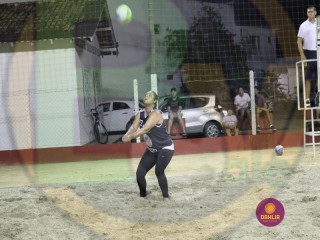 
<a style='margin-left: 5px;' class='btn btn-xs btn-social btn-facebook' href='https://www.facebook.com/sharer/sharer.php?u=https://www.boladovale.com.br/imgs/800-800-90/conteudo/fotos/1404/img1130.jpg' rel='popup' data-width='500' data-height='400'><i class='fa fa-facebook'></i>Compartilhar <span class='hidden-xs'>no Facebook</span>
</a> 
<a class='btn btn-default btn-xs' target='_blank' href='imgs/800-800-90/conteudo/fotos/1404/img1130.jpg'>
<span class='glyphicon glyphicon-cloud-download'></span> Salvar
</a> 
<span></span>