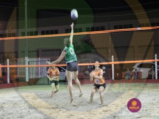 
<a style='margin-left: 5px;' class='btn btn-xs btn-social btn-facebook' href='https://www.facebook.com/sharer/sharer.php?u=https://www.boladovale.com.br/imgs/800-800-90/conteudo/fotos/1404/img1241.jpg' rel='popup' data-width='500' data-height='400'><i class='fa fa-facebook'></i>Compartilhar <span class='hidden-xs'>no Facebook</span>
</a> 
<a class='btn btn-default btn-xs' target='_blank' href='imgs/800-800-90/conteudo/fotos/1404/img1241.jpg'>
<span class='glyphicon glyphicon-cloud-download'></span> Salvar
</a> 
<span></span>