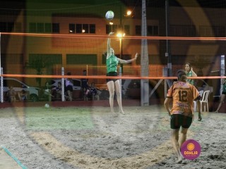 
<a style='margin-left: 5px;' class='btn btn-xs btn-social btn-facebook' href='https://www.facebook.com/sharer/sharer.php?u=https://www.boladovale.com.br/imgs/800-800-90/conteudo/fotos/1404/img1252.jpg' rel='popup' data-width='500' data-height='400'><i class='fa fa-facebook'></i>Compartilhar <span class='hidden-xs'>no Facebook</span>
</a> 
<a class='btn btn-default btn-xs' target='_blank' href='imgs/800-800-90/conteudo/fotos/1404/img1252.jpg'>
<span class='glyphicon glyphicon-cloud-download'></span> Salvar
</a> 
<span></span>