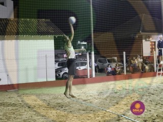 
<a style='margin-left: 5px;' class='btn btn-xs btn-social btn-facebook' href='https://www.facebook.com/sharer/sharer.php?u=https://www.boladovale.com.br/imgs/800-800-90/conteudo/fotos/1404/img1429.jpg' rel='popup' data-width='500' data-height='400'><i class='fa fa-facebook'></i>Compartilhar <span class='hidden-xs'>no Facebook</span>
</a> 
<a class='btn btn-default btn-xs' target='_blank' href='imgs/800-800-90/conteudo/fotos/1404/img1429.jpg'>
<span class='glyphicon glyphicon-cloud-download'></span> Salvar
</a> 
<span></span>
