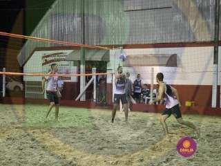 
<a style='margin-left: 5px;' class='btn btn-xs btn-social btn-facebook' href='https://www.facebook.com/sharer/sharer.php?u=https://www.boladovale.com.br/imgs/800-800-90/conteudo/fotos/1404/img1511.jpg' rel='popup' data-width='500' data-height='400'><i class='fa fa-facebook'></i>Compartilhar <span class='hidden-xs'>no Facebook</span>
</a> 
<a class='btn btn-default btn-xs' target='_blank' href='imgs/800-800-90/conteudo/fotos/1404/img1511.jpg'>
<span class='glyphicon glyphicon-cloud-download'></span> Salvar
</a> 
<span></span>
