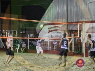 
<a style='margin-left: 5px;' class='btn btn-xs btn-social btn-facebook' href='https://www.facebook.com/sharer/sharer.php?u=https://www.boladovale.com.br/imgs/800-800-90/conteudo/fotos/1404/img1519.jpg' rel='popup' data-width='500' data-height='400'><i class='fa fa-facebook'></i>Compartilhar <span class='hidden-xs'>no Facebook</span>
</a> 
<a class='btn btn-default btn-xs' target='_blank' href='imgs/800-800-90/conteudo/fotos/1404/img1519.jpg'>
<span class='glyphicon glyphicon-cloud-download'></span> Salvar
</a> 
<span></span>