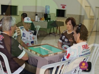 
<a style='margin-left: 5px;' class='btn btn-xs btn-social btn-facebook' href='https://www.facebook.com/sharer/sharer.php?u=https://www.boladovale.com.br/imgs/800-800-90/conteudo/fotos/1405/img5693.jpg' rel='popup' data-width='500' data-height='400'><i class='fa fa-facebook'></i>Compartilhar <span class='hidden-xs'>no Facebook</span>
</a> 
<a class='btn btn-default btn-xs' target='_blank' href='imgs/800-800-90/conteudo/fotos/1405/img5693.jpg'>
<span class='glyphicon glyphicon-cloud-download'></span> Salvar
</a> 
<span></span>