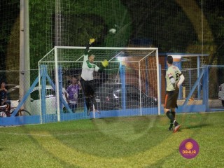 
<a style='margin-left: 5px;' class='btn btn-xs btn-social btn-facebook' href='https://www.facebook.com/sharer/sharer.php?u=https://www.boladovale.com.br/imgs/800-800-90/conteudo/fotos/1407/img9982.jpg' rel='popup' data-width='500' data-height='400'><i class='fa fa-facebook'></i>Compartilhar <span class='hidden-xs'>no Facebook</span>
</a> 
<a class='btn btn-default btn-xs' target='_blank' href='imgs/800-800-90/conteudo/fotos/1407/img9982.jpg'>
<span class='glyphicon glyphicon-cloud-download'></span> Salvar
</a> 
<span></span>
