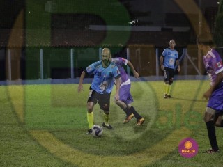 
<a style='margin-left: 5px;' class='btn btn-xs btn-social btn-facebook' href='https://www.facebook.com/sharer/sharer.php?u=https://www.boladovale.com.br/imgs/800-800-90/conteudo/fotos/1407/mg1778.jpg' rel='popup' data-width='500' data-height='400'><i class='fa fa-facebook'></i>Compartilhar <span class='hidden-xs'>no Facebook</span>
</a> 
<a class='btn btn-default btn-xs' target='_blank' href='imgs/800-800-90/conteudo/fotos/1407/mg1778.jpg'>
<span class='glyphicon glyphicon-cloud-download'></span> Salvar
</a> 
<span></span>