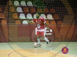 
<a style='margin-left: 5px;' class='btn btn-xs btn-social btn-facebook' href='https://www.facebook.com/sharer/sharer.php?u=https://www.boladovale.com.br/imgs/800-800-90/conteudo/fotos/1408/img2031.jpg' rel='popup' data-width='500' data-height='400'><i class='fa fa-facebook'></i>Compartilhar <span class='hidden-xs'>no Facebook</span>
</a> 
<a class='btn btn-default btn-xs' target='_blank' href='imgs/800-800-90/conteudo/fotos/1408/img2031.jpg'>
<span class='glyphicon glyphicon-cloud-download'></span> Salvar
</a> 
<span></span>