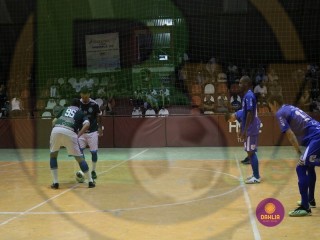 
<a style='margin-left: 5px;' class='btn btn-xs btn-social btn-facebook' href='https://www.facebook.com/sharer/sharer.php?u=https://www.boladovale.com.br/imgs/800-800-90/conteudo/fotos/1408/img2066.jpg' rel='popup' data-width='500' data-height='400'><i class='fa fa-facebook'></i>Compartilhar <span class='hidden-xs'>no Facebook</span>
</a> 
<a class='btn btn-default btn-xs' target='_blank' href='imgs/800-800-90/conteudo/fotos/1408/img2066.jpg'>
<span class='glyphicon glyphicon-cloud-download'></span> Salvar
</a> 
<span></span>