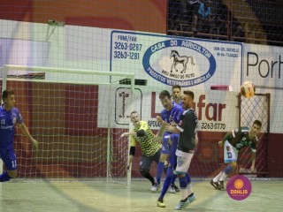 
<a style='margin-left: 5px;' class='btn btn-xs btn-social btn-facebook' href='https://www.facebook.com/sharer/sharer.php?u=https://www.boladovale.com.br/imgs/800-800-90/conteudo/fotos/1408/img2142.jpg' rel='popup' data-width='500' data-height='400'><i class='fa fa-facebook'></i>Compartilhar <span class='hidden-xs'>no Facebook</span>
</a> 
<a class='btn btn-default btn-xs' target='_blank' href='imgs/800-800-90/conteudo/fotos/1408/img2142.jpg'>
<span class='glyphicon glyphicon-cloud-download'></span> Salvar
</a> 
<span></span>