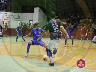 
<a style='margin-left: 5px;' class='btn btn-xs btn-social btn-facebook' href='https://www.facebook.com/sharer/sharer.php?u=https://www.boladovale.com.br/imgs/800-800-90/conteudo/fotos/1408/img2154.jpg' rel='popup' data-width='500' data-height='400'><i class='fa fa-facebook'></i>Compartilhar <span class='hidden-xs'>no Facebook</span>
</a> 
<a class='btn btn-default btn-xs' target='_blank' href='imgs/800-800-90/conteudo/fotos/1408/img2154.jpg'>
<span class='glyphicon glyphicon-cloud-download'></span> Salvar
</a> 
<span></span>