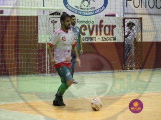 
<a style='margin-left: 5px;' class='btn btn-xs btn-social btn-facebook' href='https://www.facebook.com/sharer/sharer.php?u=https://www.boladovale.com.br/imgs/800-800-90/conteudo/fotos/1408/img2225.jpg' rel='popup' data-width='500' data-height='400'><i class='fa fa-facebook'></i>Compartilhar <span class='hidden-xs'>no Facebook</span>
</a> 
<a class='btn btn-default btn-xs' target='_blank' href='imgs/800-800-90/conteudo/fotos/1408/img2225.jpg'>
<span class='glyphicon glyphicon-cloud-download'></span> Salvar
</a> 
<span></span>