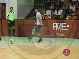 
<a style='margin-left: 5px;' class='btn btn-xs btn-social btn-facebook' href='https://www.facebook.com/sharer/sharer.php?u=https://www.boladovale.com.br/imgs/800-800-90/conteudo/fotos/1408/img2229.jpg' rel='popup' data-width='500' data-height='400'><i class='fa fa-facebook'></i>Compartilhar <span class='hidden-xs'>no Facebook</span>
</a> 
<a class='btn btn-default btn-xs' target='_blank' href='imgs/800-800-90/conteudo/fotos/1408/img2229.jpg'>
<span class='glyphicon glyphicon-cloud-download'></span> Salvar
</a> 
<span></span>