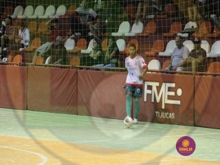 
<a style='margin-left: 5px;' class='btn btn-xs btn-social btn-facebook' href='https://www.facebook.com/sharer/sharer.php?u=https://www.boladovale.com.br/imgs/800-800-90/conteudo/fotos/1408/img2252.jpg' rel='popup' data-width='500' data-height='400'><i class='fa fa-facebook'></i>Compartilhar <span class='hidden-xs'>no Facebook</span>
</a> 
<a class='btn btn-default btn-xs' target='_blank' href='imgs/800-800-90/conteudo/fotos/1408/img2252.jpg'>
<span class='glyphicon glyphicon-cloud-download'></span> Salvar
</a> 
<span></span>