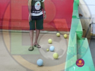 
<a style='margin-left: 5px;' class='btn btn-xs btn-social btn-facebook' href='https://www.facebook.com/sharer/sharer.php?u=https://www.boladovale.com.br/imgs/800-800-90/conteudo/fotos/1409/img5735.jpg' rel='popup' data-width='500' data-height='400'><i class='fa fa-facebook'></i>Compartilhar <span class='hidden-xs'>no Facebook</span>
</a> 
<a class='btn btn-default btn-xs' target='_blank' href='imgs/800-800-90/conteudo/fotos/1409/img5735.jpg'>
<span class='glyphicon glyphicon-cloud-download'></span> Salvar
</a> 
<span></span>