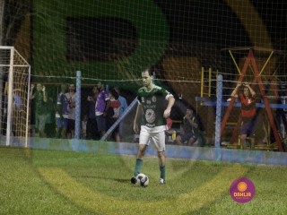 
<a style='margin-left: 5px;' class='btn btn-xs btn-social btn-facebook' href='https://www.facebook.com/sharer/sharer.php?u=https://www.boladovale.com.br/imgs/800-800-90/conteudo/fotos/1410/mg2627.jpg' rel='popup' data-width='500' data-height='400'><i class='fa fa-facebook'></i>Compartilhar <span class='hidden-xs'>no Facebook</span>
</a> 
<a class='btn btn-default btn-xs' target='_blank' href='imgs/800-800-90/conteudo/fotos/1410/mg2627.jpg'>
<span class='glyphicon glyphicon-cloud-download'></span> Salvar
</a> 
<span></span>
