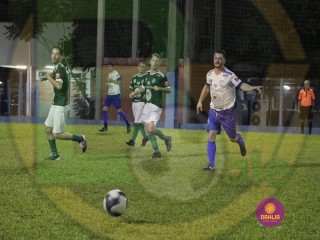 
<a style='margin-left: 5px;' class='btn btn-xs btn-social btn-facebook' href='https://www.facebook.com/sharer/sharer.php?u=https://www.boladovale.com.br/imgs/800-800-90/conteudo/fotos/1410/mg2628.jpg' rel='popup' data-width='500' data-height='400'><i class='fa fa-facebook'></i>Compartilhar <span class='hidden-xs'>no Facebook</span>
</a> 
<a class='btn btn-default btn-xs' target='_blank' href='imgs/800-800-90/conteudo/fotos/1410/mg2628.jpg'>
<span class='glyphicon glyphicon-cloud-download'></span> Salvar
</a> 
<span></span>