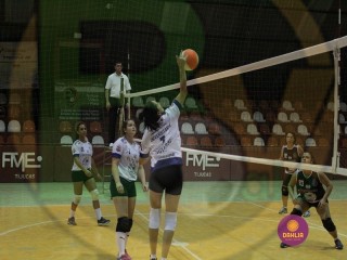 
<a style='margin-left: 5px;' class='btn btn-xs btn-social btn-facebook' href='https://www.facebook.com/sharer/sharer.php?u=https://www.boladovale.com.br/imgs/800-800-90/conteudo/fotos/1411/img5762.jpg' rel='popup' data-width='500' data-height='400'><i class='fa fa-facebook'></i>Compartilhar <span class='hidden-xs'>no Facebook</span>
</a> 
<a class='btn btn-default btn-xs' target='_blank' href='imgs/800-800-90/conteudo/fotos/1411/img5762.jpg'>
<span class='glyphicon glyphicon-cloud-download'></span> Salvar
</a> 
<span></span>