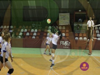 
<a style='margin-left: 5px;' class='btn btn-xs btn-social btn-facebook' href='https://www.facebook.com/sharer/sharer.php?u=https://www.boladovale.com.br/imgs/800-800-90/conteudo/fotos/1411/img5778.jpg' rel='popup' data-width='500' data-height='400'><i class='fa fa-facebook'></i>Compartilhar <span class='hidden-xs'>no Facebook</span>
</a> 
<a class='btn btn-default btn-xs' target='_blank' href='imgs/800-800-90/conteudo/fotos/1411/img5778.jpg'>
<span class='glyphicon glyphicon-cloud-download'></span> Salvar
</a> 
<span></span>
