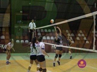 
<a style='margin-left: 5px;' class='btn btn-xs btn-social btn-facebook' href='https://www.facebook.com/sharer/sharer.php?u=https://www.boladovale.com.br/imgs/800-800-90/conteudo/fotos/1411/img5780.jpg' rel='popup' data-width='500' data-height='400'><i class='fa fa-facebook'></i>Compartilhar <span class='hidden-xs'>no Facebook</span>
</a> 
<a class='btn btn-default btn-xs' target='_blank' href='imgs/800-800-90/conteudo/fotos/1411/img5780.jpg'>
<span class='glyphicon glyphicon-cloud-download'></span> Salvar
</a> 
<span></span>