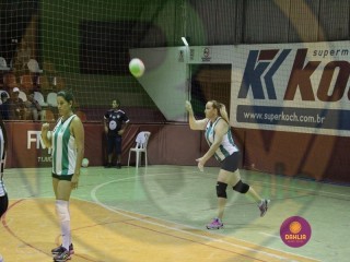 
<a style='margin-left: 5px;' class='btn btn-xs btn-social btn-facebook' href='https://www.facebook.com/sharer/sharer.php?u=https://www.boladovale.com.br/imgs/800-800-90/conteudo/fotos/1411/img5968.jpg' rel='popup' data-width='500' data-height='400'><i class='fa fa-facebook'></i>Compartilhar <span class='hidden-xs'>no Facebook</span>
</a> 
<a class='btn btn-default btn-xs' target='_blank' href='imgs/800-800-90/conteudo/fotos/1411/img5968.jpg'>
<span class='glyphicon glyphicon-cloud-download'></span> Salvar
</a> 
<span></span>