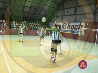 
<a style='margin-left: 5px;' class='btn btn-xs btn-social btn-facebook' href='https://www.facebook.com/sharer/sharer.php?u=https://www.boladovale.com.br/imgs/800-800-90/conteudo/fotos/1411/img5979.jpg' rel='popup' data-width='500' data-height='400'><i class='fa fa-facebook'></i>Compartilhar <span class='hidden-xs'>no Facebook</span>
</a> 
<a class='btn btn-default btn-xs' target='_blank' href='imgs/800-800-90/conteudo/fotos/1411/img5979.jpg'>
<span class='glyphicon glyphicon-cloud-download'></span> Salvar
</a> 
<span></span>