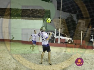 
<a style='margin-left: 5px;' class='btn btn-xs btn-social btn-facebook' href='https://www.facebook.com/sharer/sharer.php?u=https://www.boladovale.com.br/imgs/800-800-90/conteudo/fotos/1412/img5834.jpg' rel='popup' data-width='500' data-height='400'><i class='fa fa-facebook'></i>Compartilhar <span class='hidden-xs'>no Facebook</span>
</a> 
<a class='btn btn-default btn-xs' target='_blank' href='imgs/800-800-90/conteudo/fotos/1412/img5834.jpg'>
<span class='glyphicon glyphicon-cloud-download'></span> Salvar
</a> 
<span></span>