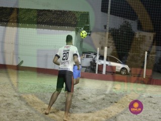 
<a style='margin-left: 5px;' class='btn btn-xs btn-social btn-facebook' href='https://www.facebook.com/sharer/sharer.php?u=https://www.boladovale.com.br/imgs/800-800-90/conteudo/fotos/1412/img5851.jpg' rel='popup' data-width='500' data-height='400'><i class='fa fa-facebook'></i>Compartilhar <span class='hidden-xs'>no Facebook</span>
</a> 
<a class='btn btn-default btn-xs' target='_blank' href='imgs/800-800-90/conteudo/fotos/1412/img5851.jpg'>
<span class='glyphicon glyphicon-cloud-download'></span> Salvar
</a> 
<span></span>
