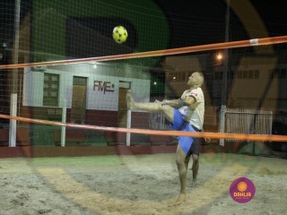 
<a style='margin-left: 5px;' class='btn btn-xs btn-social btn-facebook' href='https://www.facebook.com/sharer/sharer.php?u=https://www.boladovale.com.br/imgs/800-800-90/conteudo/fotos/1412/img5899.jpg' rel='popup' data-width='500' data-height='400'><i class='fa fa-facebook'></i>Compartilhar <span class='hidden-xs'>no Facebook</span>
</a> 
<a class='btn btn-default btn-xs' target='_blank' href='imgs/800-800-90/conteudo/fotos/1412/img5899.jpg'>
<span class='glyphicon glyphicon-cloud-download'></span> Salvar
</a> 
<span></span>