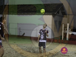 
<a style='margin-left: 5px;' class='btn btn-xs btn-social btn-facebook' href='https://www.facebook.com/sharer/sharer.php?u=https://www.boladovale.com.br/imgs/800-800-90/conteudo/fotos/1412/img5904.jpg' rel='popup' data-width='500' data-height='400'><i class='fa fa-facebook'></i>Compartilhar <span class='hidden-xs'>no Facebook</span>
</a> 
<a class='btn btn-default btn-xs' target='_blank' href='imgs/800-800-90/conteudo/fotos/1412/img5904.jpg'>
<span class='glyphicon glyphicon-cloud-download'></span> Salvar
</a> 
<span></span>
