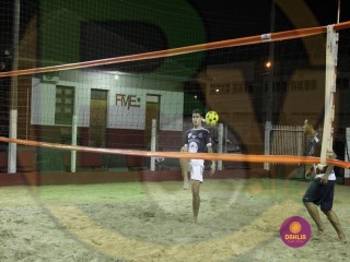 
<a style='margin-left: 5px;' class='btn btn-xs btn-social btn-facebook' href='https://www.facebook.com/sharer/sharer.php?u=https://www.boladovale.com.br/imgs/800-800-90/conteudo/fotos/1412/img5916.jpg' rel='popup' data-width='500' data-height='400'><i class='fa fa-facebook'></i>Compartilhar <span class='hidden-xs'>no Facebook</span>
</a> 
<a class='btn btn-default btn-xs' target='_blank' href='imgs/800-800-90/conteudo/fotos/1412/img5916.jpg'>
<span class='glyphicon glyphicon-cloud-download'></span> Salvar
</a> 
<span></span>