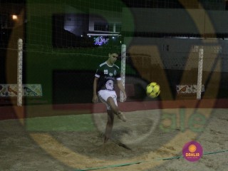 
<a style='margin-left: 5px;' class='btn btn-xs btn-social btn-facebook' href='https://www.facebook.com/sharer/sharer.php?u=https://www.boladovale.com.br/imgs/800-800-90/conteudo/fotos/1412/img5927.jpg' rel='popup' data-width='500' data-height='400'><i class='fa fa-facebook'></i>Compartilhar <span class='hidden-xs'>no Facebook</span>
</a> 
<a class='btn btn-default btn-xs' target='_blank' href='imgs/800-800-90/conteudo/fotos/1412/img5927.jpg'>
<span class='glyphicon glyphicon-cloud-download'></span> Salvar
</a> 
<span></span>