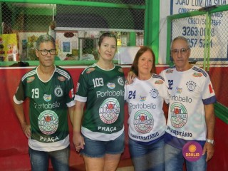 
<a style='margin-left: 5px;' class='btn btn-xs btn-social btn-facebook' href='https://www.facebook.com/sharer/sharer.php?u=https://www.boladovale.com.br/imgs/800-800-90/conteudo/fotos/1413/img2665.jpg' rel='popup' data-width='500' data-height='400'><i class='fa fa-facebook'></i>Compartilhar <span class='hidden-xs'>no Facebook</span>
</a> 
<a class='btn btn-default btn-xs' target='_blank' href='imgs/800-800-90/conteudo/fotos/1413/img2665.jpg'>
<span class='glyphicon glyphicon-cloud-download'></span> Salvar
</a> 
<span></span>