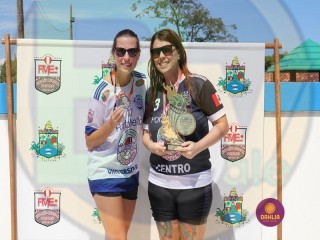 
<a style='margin-left: 5px;' class='btn btn-xs btn-social btn-facebook' href='https://www.facebook.com/sharer/sharer.php?u=https://www.boladovale.com.br/imgs/800-800-90/conteudo/fotos/1414/img2915.jpg' rel='popup' data-width='500' data-height='400'><i class='fa fa-facebook'></i>Compartilhar <span class='hidden-xs'>no Facebook</span>
</a> 
<a class='btn btn-default btn-xs' target='_blank' href='imgs/800-800-90/conteudo/fotos/1414/img2915.jpg'>
<span class='glyphicon glyphicon-cloud-download'></span> Salvar
</a> 
<span></span>
