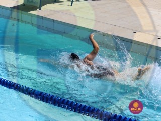 
<a style='margin-left: 5px;' class='btn btn-xs btn-social btn-facebook' href='https://www.facebook.com/sharer/sharer.php?u=https://www.boladovale.com.br/imgs/800-800-90/conteudo/fotos/1414/img6039.jpg' rel='popup' data-width='500' data-height='400'><i class='fa fa-facebook'></i>Compartilhar <span class='hidden-xs'>no Facebook</span>
</a> 
<a class='btn btn-default btn-xs' target='_blank' href='imgs/800-800-90/conteudo/fotos/1414/img6039.jpg'>
<span class='glyphicon glyphicon-cloud-download'></span> Salvar
</a> 
<span></span>