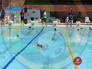 
<a style='margin-left: 5px;' class='btn btn-xs btn-social btn-facebook' href='https://www.facebook.com/sharer/sharer.php?u=https://www.boladovale.com.br/imgs/800-800-90/conteudo/fotos/1414/img6044.jpg' rel='popup' data-width='500' data-height='400'><i class='fa fa-facebook'></i>Compartilhar <span class='hidden-xs'>no Facebook</span>
</a> 
<a class='btn btn-default btn-xs' target='_blank' href='imgs/800-800-90/conteudo/fotos/1414/img6044.jpg'>
<span class='glyphicon glyphicon-cloud-download'></span> Salvar
</a> 
<span></span>