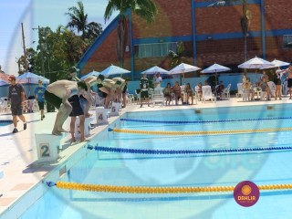 
<a style='margin-left: 5px;' class='btn btn-xs btn-social btn-facebook' href='https://www.facebook.com/sharer/sharer.php?u=https://www.boladovale.com.br/imgs/800-800-90/conteudo/fotos/1415/img2791.jpg' rel='popup' data-width='500' data-height='400'><i class='fa fa-facebook'></i>Compartilhar <span class='hidden-xs'>no Facebook</span>
</a> 
<a class='btn btn-default btn-xs' target='_blank' href='imgs/800-800-90/conteudo/fotos/1415/img2791.jpg'>
<span class='glyphicon glyphicon-cloud-download'></span> Salvar
</a> 
<span></span>