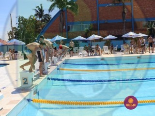 
<a style='margin-left: 5px;' class='btn btn-xs btn-social btn-facebook' href='https://www.facebook.com/sharer/sharer.php?u=https://www.boladovale.com.br/imgs/800-800-90/conteudo/fotos/1415/img2845.jpg' rel='popup' data-width='500' data-height='400'><i class='fa fa-facebook'></i>Compartilhar <span class='hidden-xs'>no Facebook</span>
</a> 
<a class='btn btn-default btn-xs' target='_blank' href='imgs/800-800-90/conteudo/fotos/1415/img2845.jpg'>
<span class='glyphicon glyphicon-cloud-download'></span> Salvar
</a> 
<span></span>