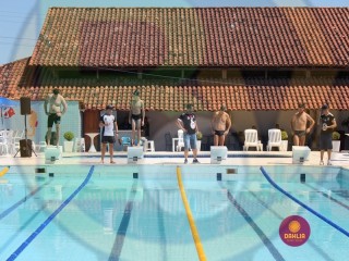 
<a style='margin-left: 5px;' class='btn btn-xs btn-social btn-facebook' href='https://www.facebook.com/sharer/sharer.php?u=https://www.boladovale.com.br/imgs/800-800-90/conteudo/fotos/1415/img6065.jpg' rel='popup' data-width='500' data-height='400'><i class='fa fa-facebook'></i>Compartilhar <span class='hidden-xs'>no Facebook</span>
</a> 
<a class='btn btn-default btn-xs' target='_blank' href='imgs/800-800-90/conteudo/fotos/1415/img6065.jpg'>
<span class='glyphicon glyphicon-cloud-download'></span> Salvar
</a> 
<span></span>