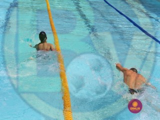 
<a style='margin-left: 5px;' class='btn btn-xs btn-social btn-facebook' href='https://www.facebook.com/sharer/sharer.php?u=https://www.boladovale.com.br/imgs/800-800-90/conteudo/fotos/1415/img6086.jpg' rel='popup' data-width='500' data-height='400'><i class='fa fa-facebook'></i>Compartilhar <span class='hidden-xs'>no Facebook</span>
</a> 
<a class='btn btn-default btn-xs' target='_blank' href='imgs/800-800-90/conteudo/fotos/1415/img6086.jpg'>
<span class='glyphicon glyphicon-cloud-download'></span> Salvar
</a> 
<span></span>