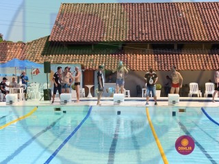 
<a style='margin-left: 5px;' class='btn btn-xs btn-social btn-facebook' href='https://www.facebook.com/sharer/sharer.php?u=https://www.boladovale.com.br/imgs/800-800-90/conteudo/fotos/1415/img6102.jpg' rel='popup' data-width='500' data-height='400'><i class='fa fa-facebook'></i>Compartilhar <span class='hidden-xs'>no Facebook</span>
</a> 
<a class='btn btn-default btn-xs' target='_blank' href='imgs/800-800-90/conteudo/fotos/1415/img6102.jpg'>
<span class='glyphicon glyphicon-cloud-download'></span> Salvar
</a> 
<span></span>