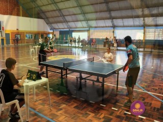 
<a style='margin-left: 5px;' class='btn btn-xs btn-social btn-facebook' href='https://www.facebook.com/sharer/sharer.php?u=https://www.boladovale.com.br/imgs/800-800-90/conteudo/fotos/1417/img2952.jpg' rel='popup' data-width='500' data-height='400'><i class='fa fa-facebook'></i>Compartilhar <span class='hidden-xs'>no Facebook</span>
</a> 
<a class='btn btn-default btn-xs' target='_blank' href='imgs/800-800-90/conteudo/fotos/1417/img2952.jpg'>
<span class='glyphicon glyphicon-cloud-download'></span> Salvar
</a> 
<span></span>