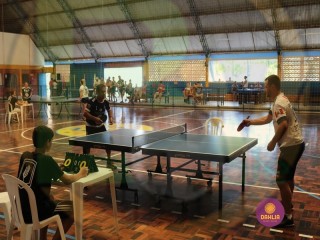 
<a style='margin-left: 5px;' class='btn btn-xs btn-social btn-facebook' href='https://www.facebook.com/sharer/sharer.php?u=https://www.boladovale.com.br/imgs/800-800-90/conteudo/fotos/1417/img2989.jpg' rel='popup' data-width='500' data-height='400'><i class='fa fa-facebook'></i>Compartilhar <span class='hidden-xs'>no Facebook</span>
</a> 
<a class='btn btn-default btn-xs' target='_blank' href='imgs/800-800-90/conteudo/fotos/1417/img2989.jpg'>
<span class='glyphicon glyphicon-cloud-download'></span> Salvar
</a> 
<span></span>