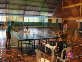 
<a style='margin-left: 5px;' class='btn btn-xs btn-social btn-facebook' href='https://www.facebook.com/sharer/sharer.php?u=https://www.boladovale.com.br/imgs/800-800-90/conteudo/fotos/1417/img3030.jpg' rel='popup' data-width='500' data-height='400'><i class='fa fa-facebook'></i>Compartilhar <span class='hidden-xs'>no Facebook</span>
</a> 
<a class='btn btn-default btn-xs' target='_blank' href='imgs/800-800-90/conteudo/fotos/1417/img3030.jpg'>
<span class='glyphicon glyphicon-cloud-download'></span> Salvar
</a> 
<span></span>